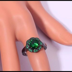 Gorgeous green emerald black gold filled ring